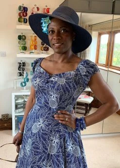 Collectif Dolores Pineapple Palm 50's Swing Dress Navy -Smashed Lemons shop collectif SS210824B dolores pineapple palm dress nav 6 15f3c241 e20a 4ceb 86d6 0d3025aa892f 1024x1024