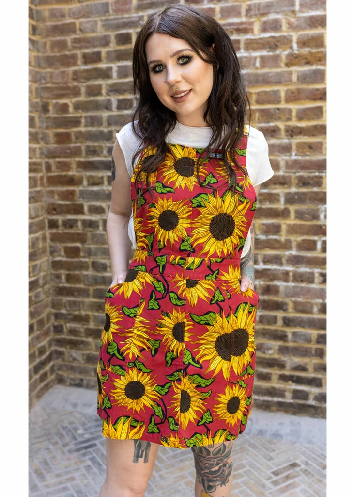 Run & Fly Sunflower 60's Pinafore Dress Red 3 Run & Fly Sunflower 60's Pinafore Dress Red