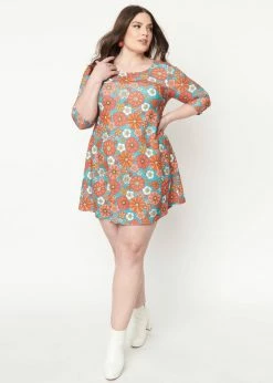 Unique Vintage Smak Parlour Cosmic Floral 60's Shift Dress Teal Pink -Smashed Lemons shop unique vintage SP039KD2 sp cosmic floral dress teal pink 0 65d10ae6 91b5 4c9c 8e65 c0f24c59963e 1024x1024