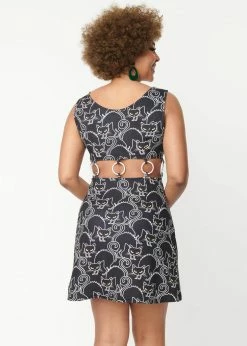 Unique Vintage Smak Parlour Gettin Groovy Scaredy Cat 60's Mini Dress Black -Smashed Lemons shop unique vintage SP077KD2 sp getting groovy scaredy cat dress blk 2 1024x1024