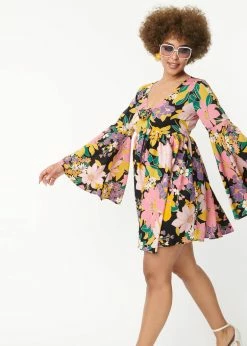 Unique Vintage Smak Parlour Aura Floral 60's Babydoll Dress Black